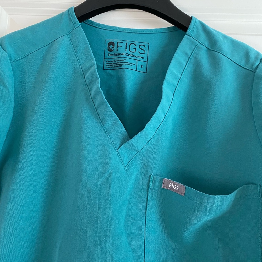 Figs Teal Women's Top